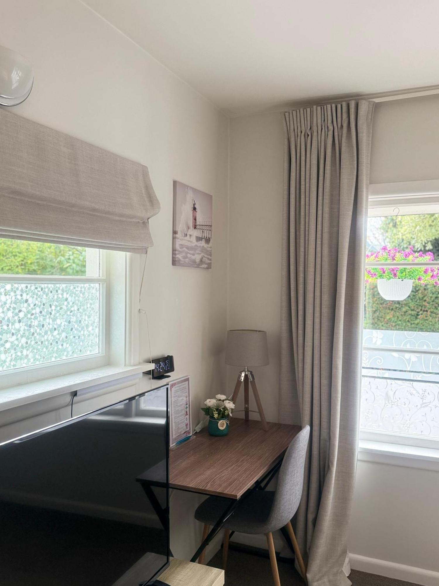 Cozy And Sunny Room Near City To Seapath Christchurch Kültér fotó