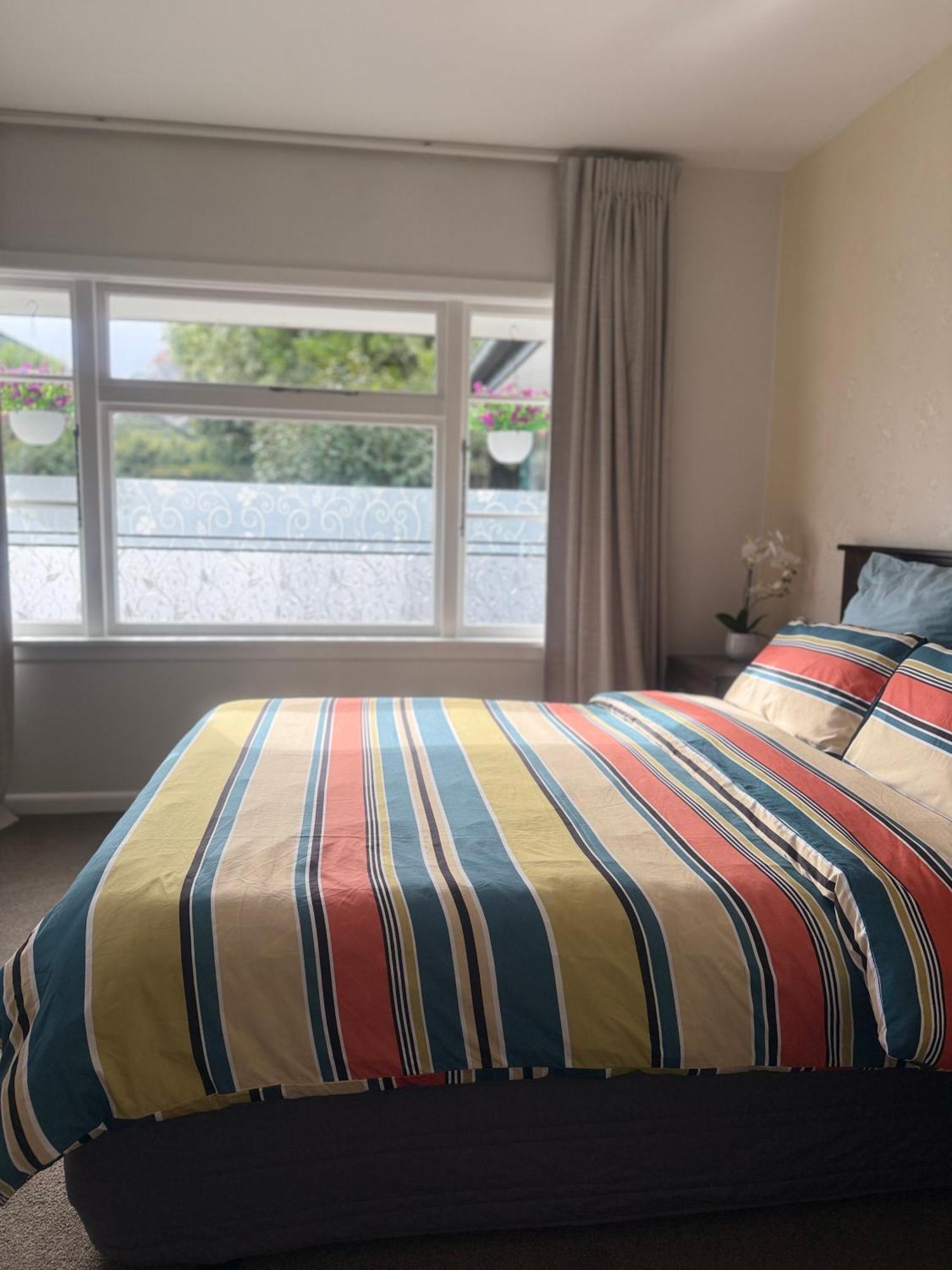 Cozy And Sunny Room Near City To Seapath Christchurch Kültér fotó