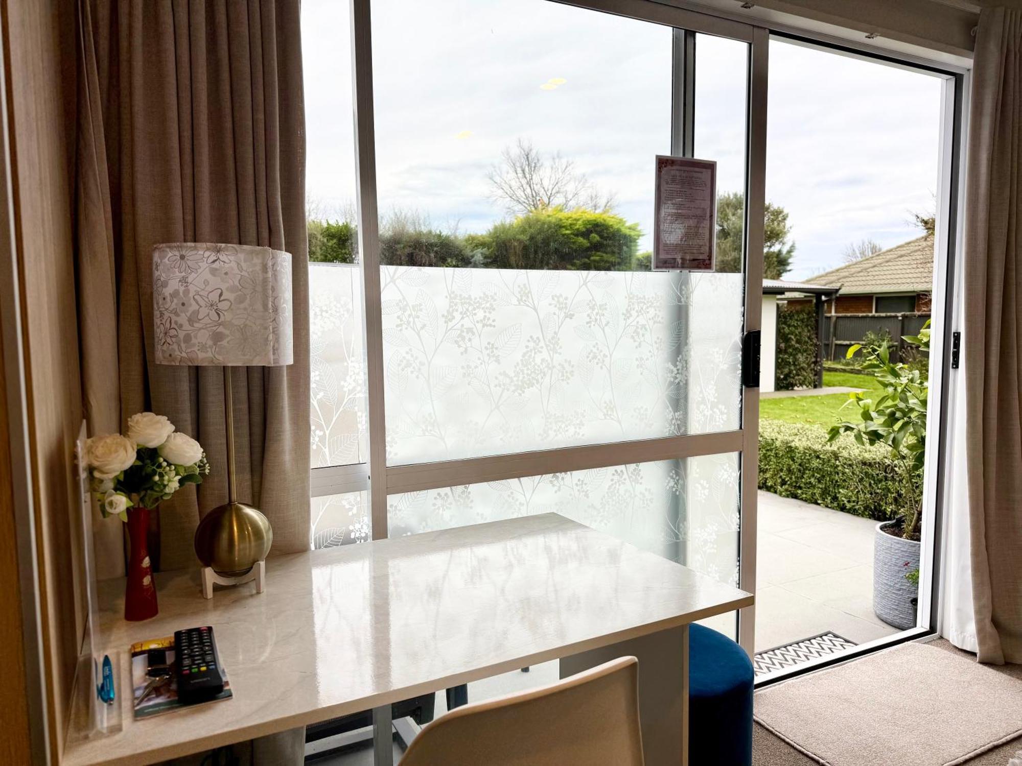 Cozy And Sunny Room Near City To Seapath Christchurch Kültér fotó